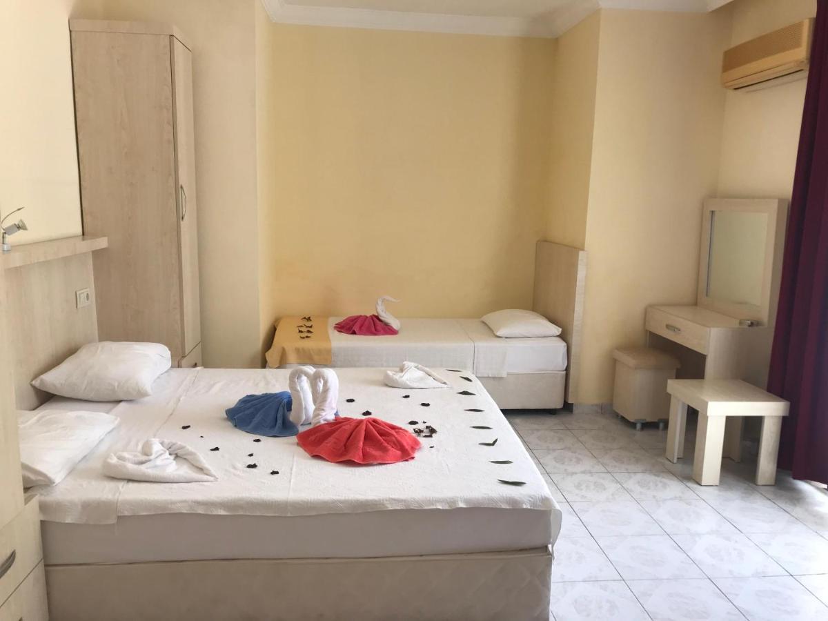 Kahraman Hotel Side Luaran gambar