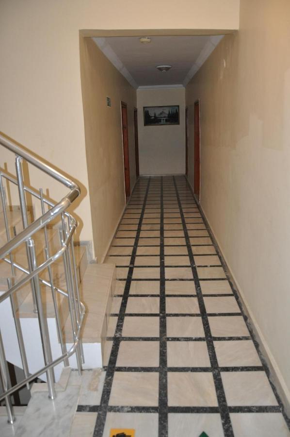 Kahraman Hotel Side Luaran gambar