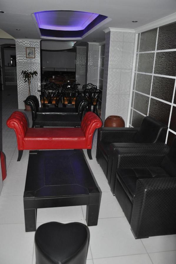 Kahraman Hotel Side Luaran gambar