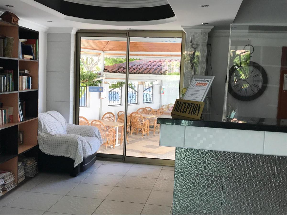 Kahraman Hotel Side Luaran gambar