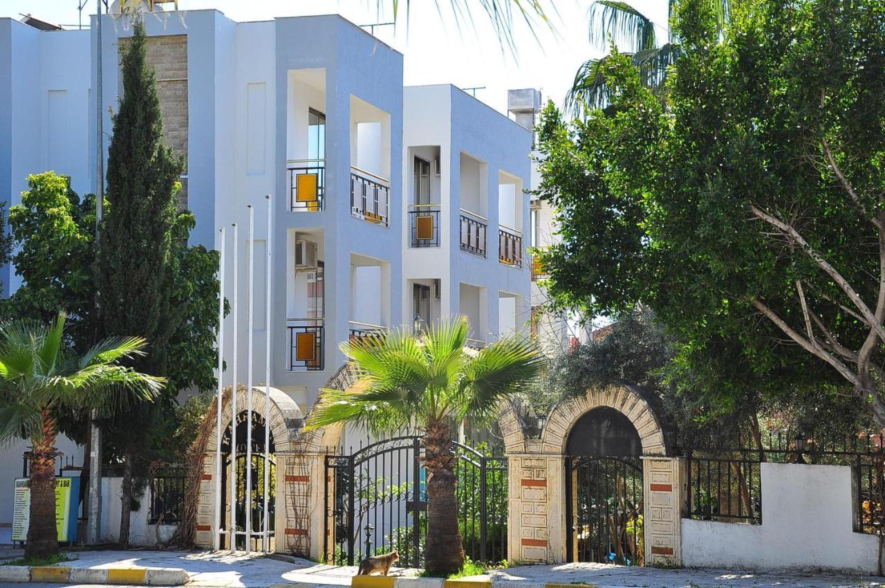 Kahraman Hotel Side Luaran gambar