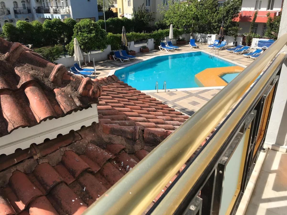 Kahraman Hotel Side Luaran gambar